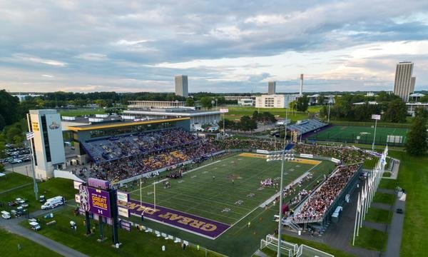 CaseyStadium_2_Fordham_CampusPhoto.jpg.1b184231bd3d498f3c0b3e9e5f17e95e.jpg